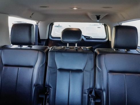 Used 2024 Ford Expedition Max XLT image 27