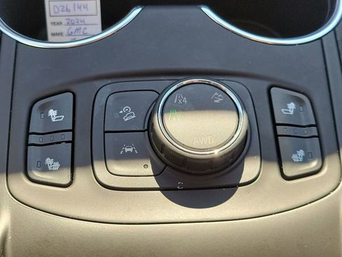 Certified 2024 GMC Terrain SLT w/ LPO, Floor Liner Package AWD/4WD image 34