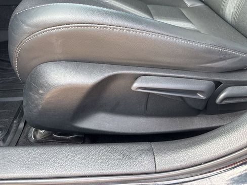 Used 2023 Honda Civic Sport image 12