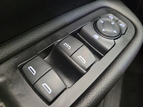 Used 2019 GMC Terrain SLT image 27