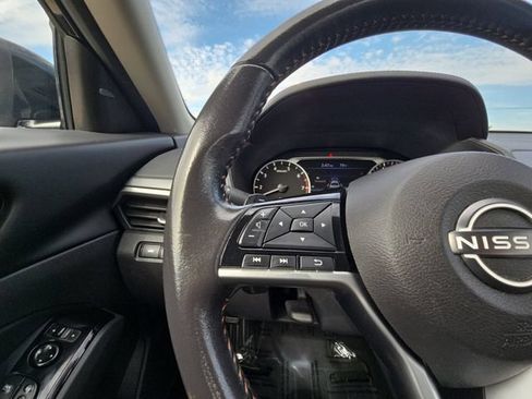 Used 2024 Nissan Altima 2.5 SR FWD image 11
