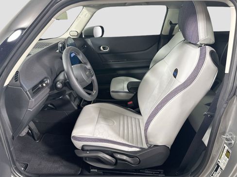 Certified 2025 MINI Cooper 2-Door Hardtop image 24