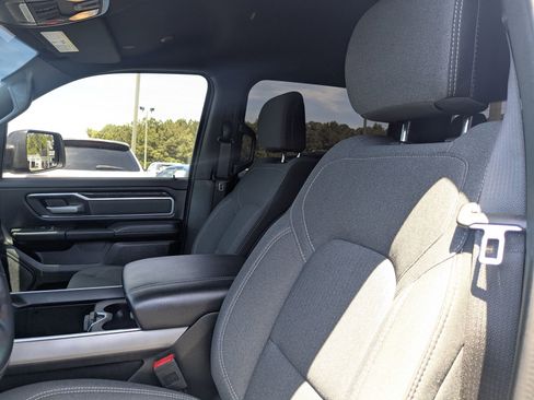 Used 2023 RAM 1500 Big Horn AWD/4WD image 14
