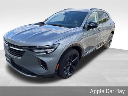 Used 2023 Buick Envision Essence w/ Technology Package I image 3