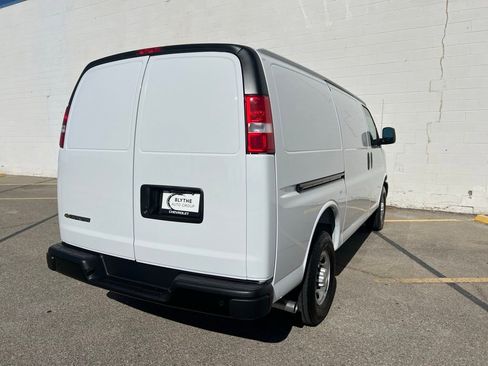 New 2026 Chevrolet Express 3500 w/ Driver Convenience Package RWD image 5
