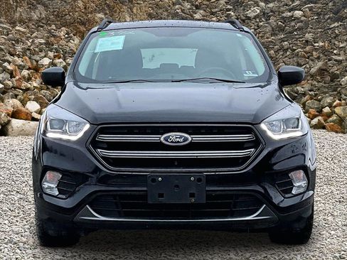 Used 2019 Ford Escape SEL image 3