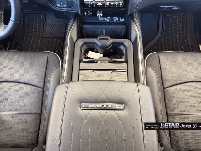Used 2025 RAM 2500 Limited AWD/4WD image 16