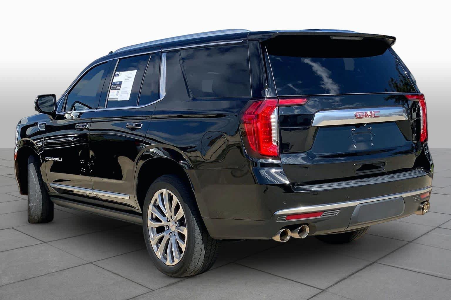 Used 2024 GMC Yukon Denali AWD/4WD image 11