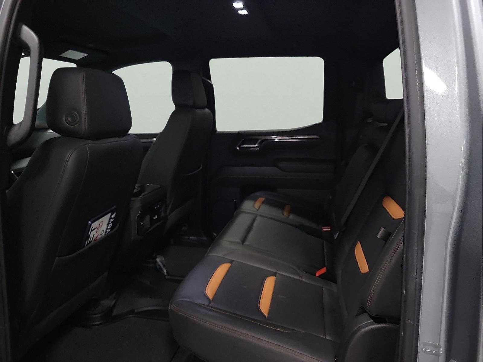 Used 2024 GMC Sierra 1500 AT4 AWD/4WD image 8