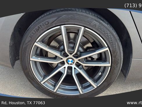 Used 2019 BMW 330i Sedan w/ Convenience Package image 11