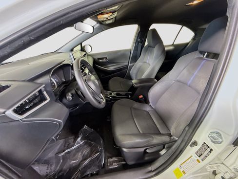 Used 2020 Toyota Corolla SE image 21