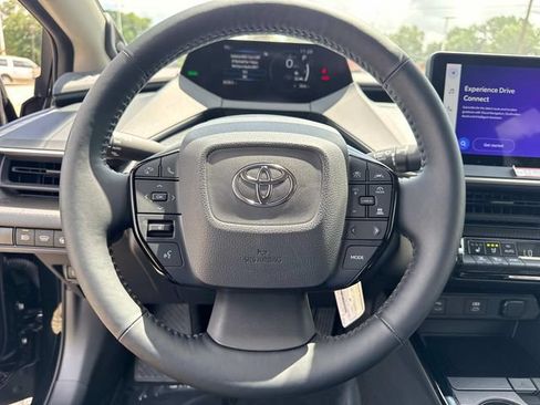 Used 2026 Toyota Prius Limited w/ Limited Premium Package FWD image 29