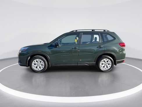 Used 2024 Subaru Forester Base image 5
