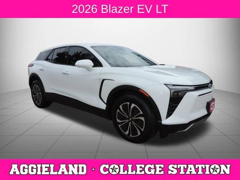 Used 2026 Chevrolet Blazer EV LT FWD image 1