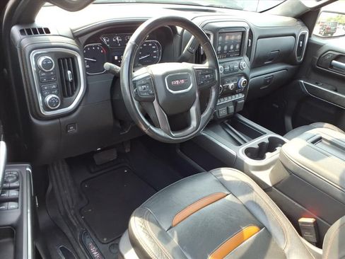 Used 2021 GMC Sierra 1500 AT4 w/ AT4 Value Package AWD/4WD image 18