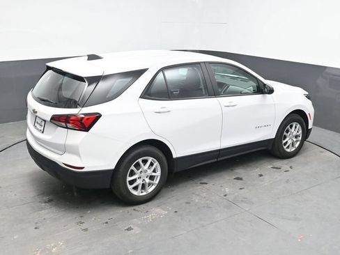Used 2024 Chevrolet Equinox LS FWD image 34