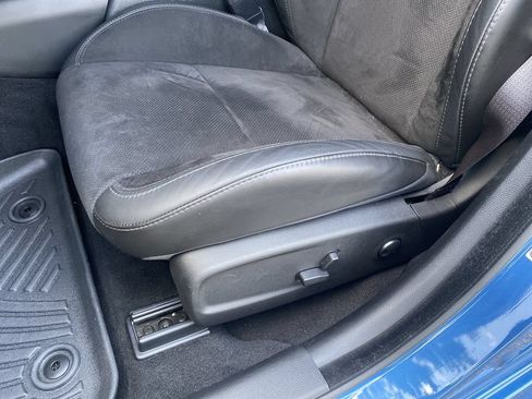 Used 2023 Dodge Charger Scat Pack w/ Plus Group RWD image 12