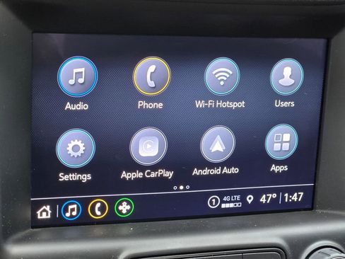 Used 2024 GMC Terrain AT4 w/ LPO, 'HIT The Road' Package image 27