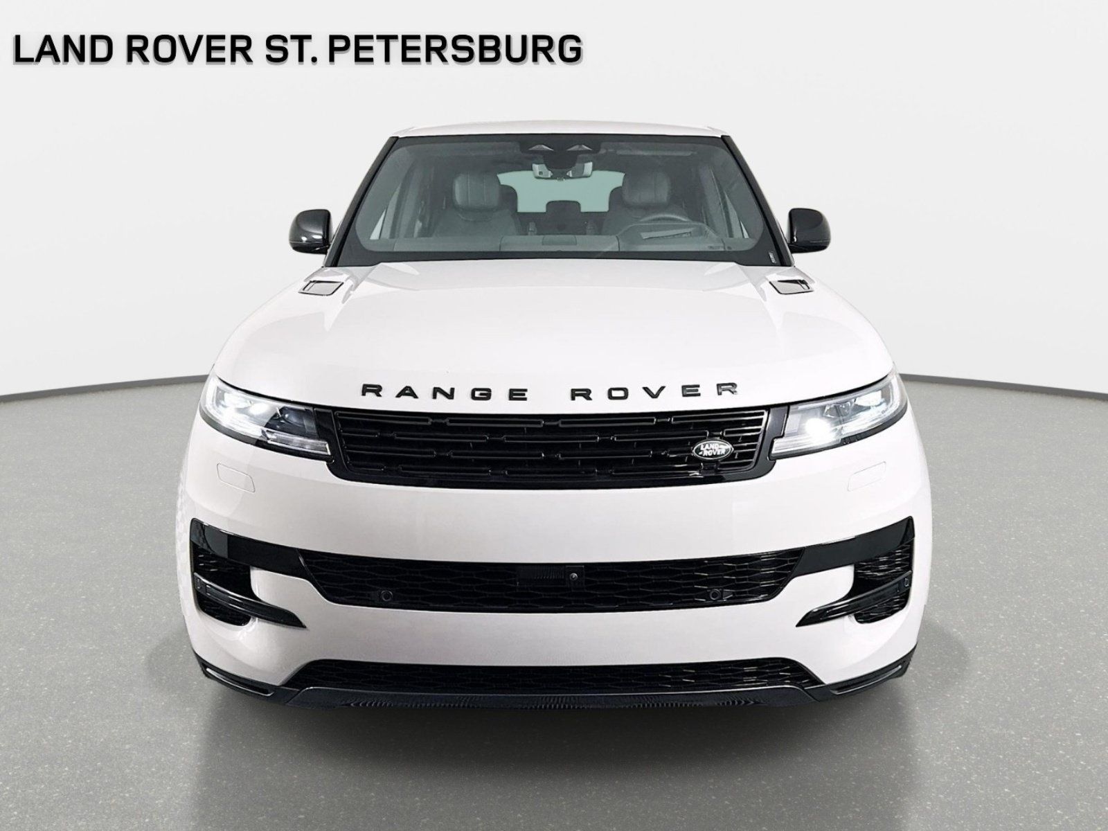 New 2026 Land Rover Range Rover Sport SE AWD/4WD image 2