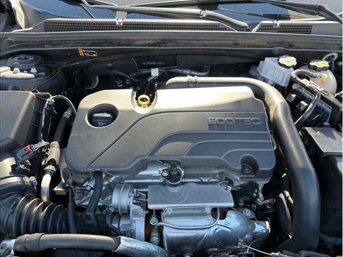 Used 2024 Chevrolet Malibu LT FWD image 22