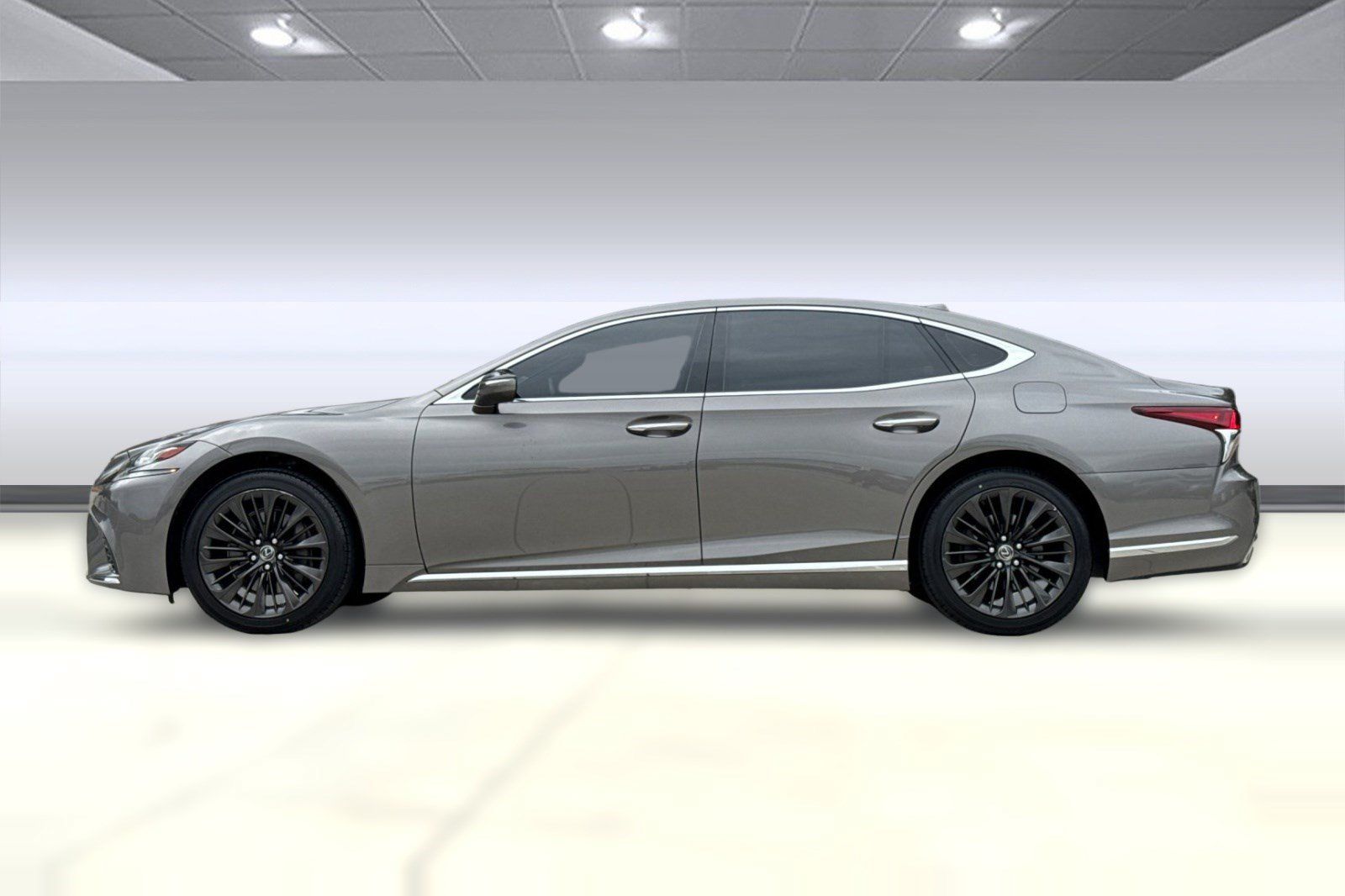 Used 2018 Lexus LS 500 AWD w/ Interior Upgrade Package image 2