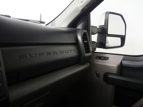 Used 2017 Ford F250 XL w/ STX Appearance Package image 17