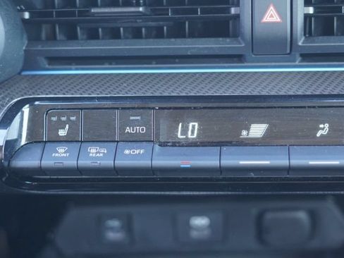 Used 2026 Toyota Prius XLE FWD image 26