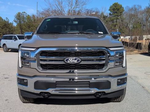 Used 2025 Ford F150 Lariat w/ Equipment Group 502A High AWD/4WD image 9