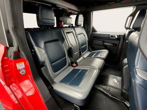 Used 2024 Ford Bronco Outer Banks image 27