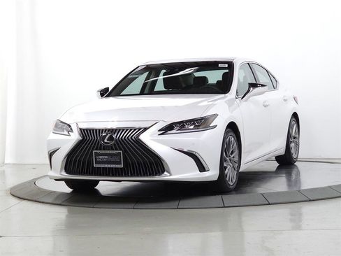 Used 2021 Lexus ES 350 w/ Accessory Package 2 image 3
