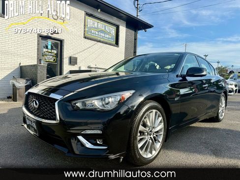 Used 2018 INFINITI Q50 Luxe w/ Essential Package (2.0T Luxe) AWD/4WD image 1