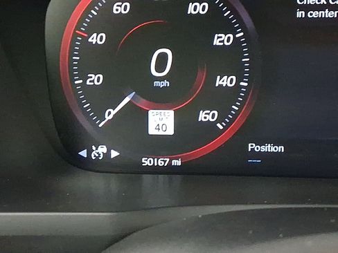 Used 2020 Volvo XC90 T6 Momentum w/ Protection Package image 19