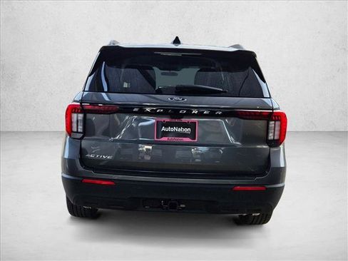 New 2026 Ford Explorer Active image 8