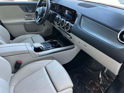 Certified 2023 Mercedes-Benz GLA 250 image 17