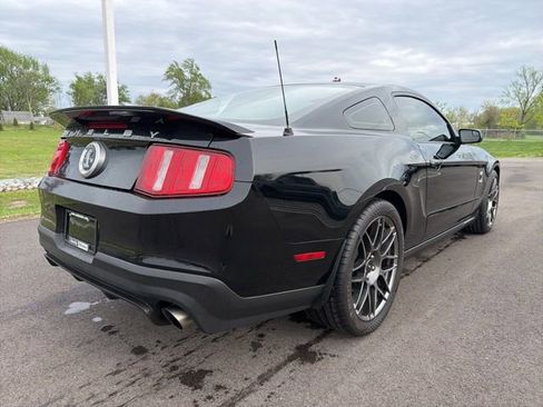 Used 2011 Ford Mustang Shelby GT500 w/ SVT Performance Pkg image 9