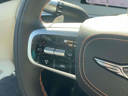 New 2026 Genesis GV70 3.5T Sport Prestige image 9