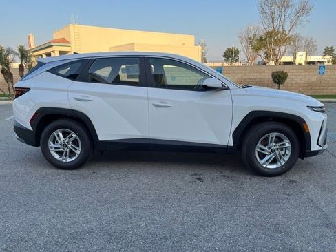 New 2026 Hyundai Tucson SE image 5