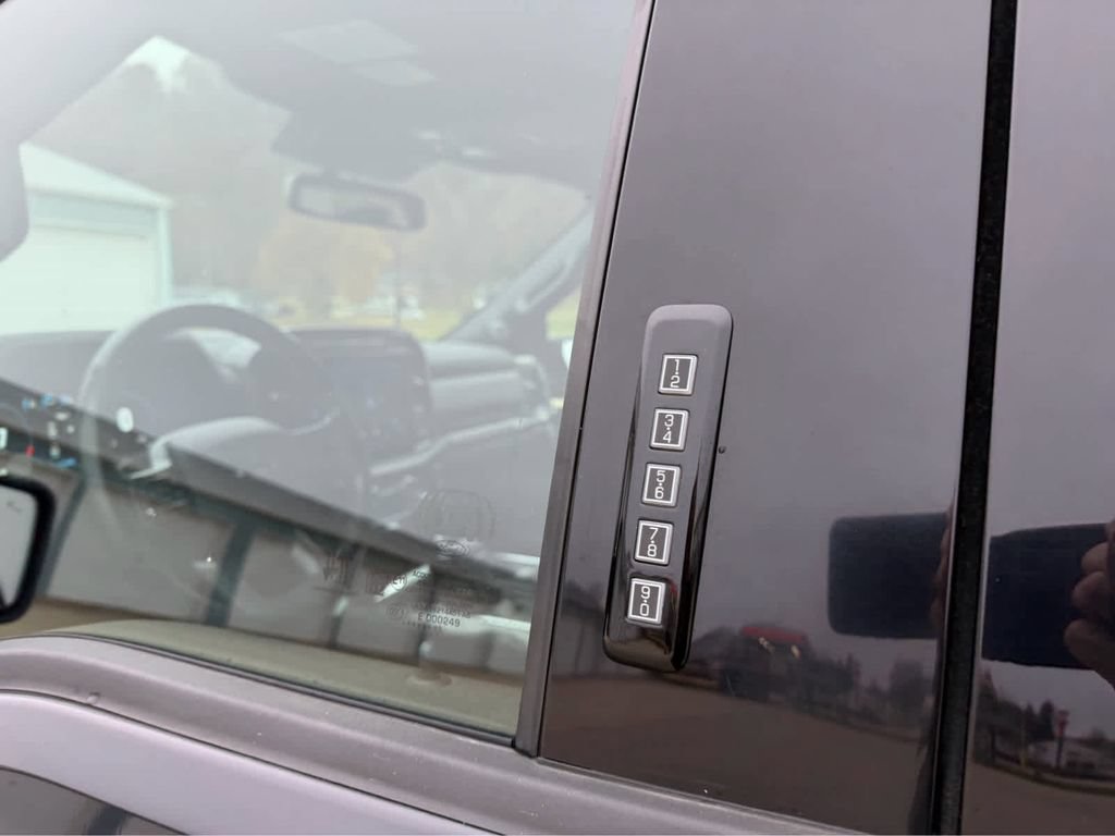 Used 2023 Ford F150 Lariat w/ Equipment Group 502A High AWD/4WD image 18