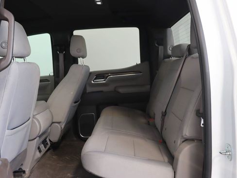 Used 2023 Chevrolet Silverado 1500 RST w/ Z71 Off-Road Package AWD/4WD image 16