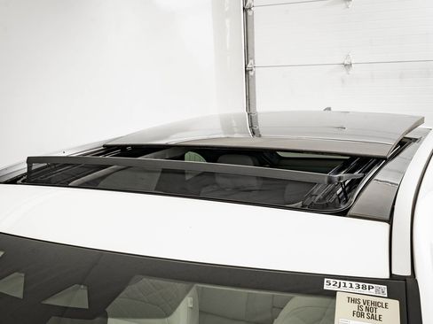 Used 2023 Jaguar F-PACE S image 14