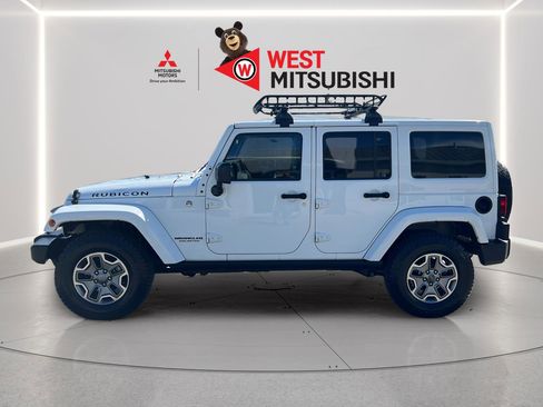 Used 2015 Jeep Wrangler Unlimited Rubicon image 3