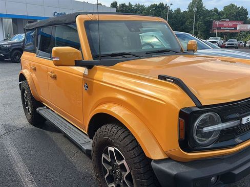 Used 2022 Ford Bronco Outer Banks AWD/4WD image 8