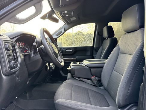 Used 2020 Chevrolet Silverado 1500 LT image 11