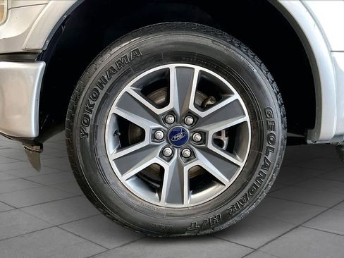 Used 2016 Ford F150 XLT w/ Equipment Group 302A Luxury image 11