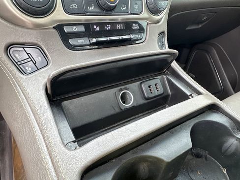 Used 2019 GMC Yukon Denali w/ Denali Ultimate Package image 29