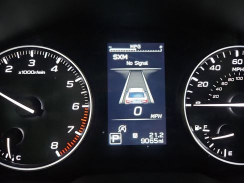 Used 2025 Subaru Legacy Premium AWD/4WD image 8