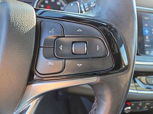 Used 2022 Buick Enclave Essence image 25
