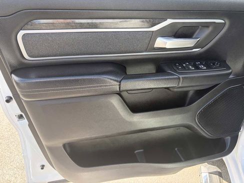 Used 2019 RAM 1500 Big Horn AWD/4WD image 17