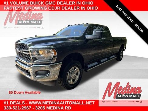 Used 2024 RAM 2500 Tradesman w/ Chrome Appearance Group AWD/4WD image 1