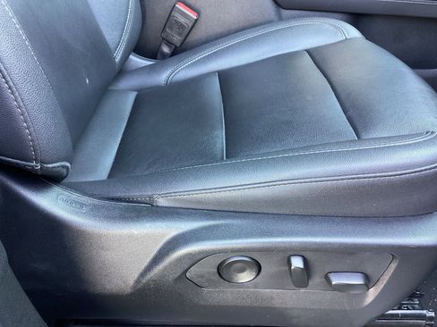 Used 2024 Chevrolet Tahoe LT image 19